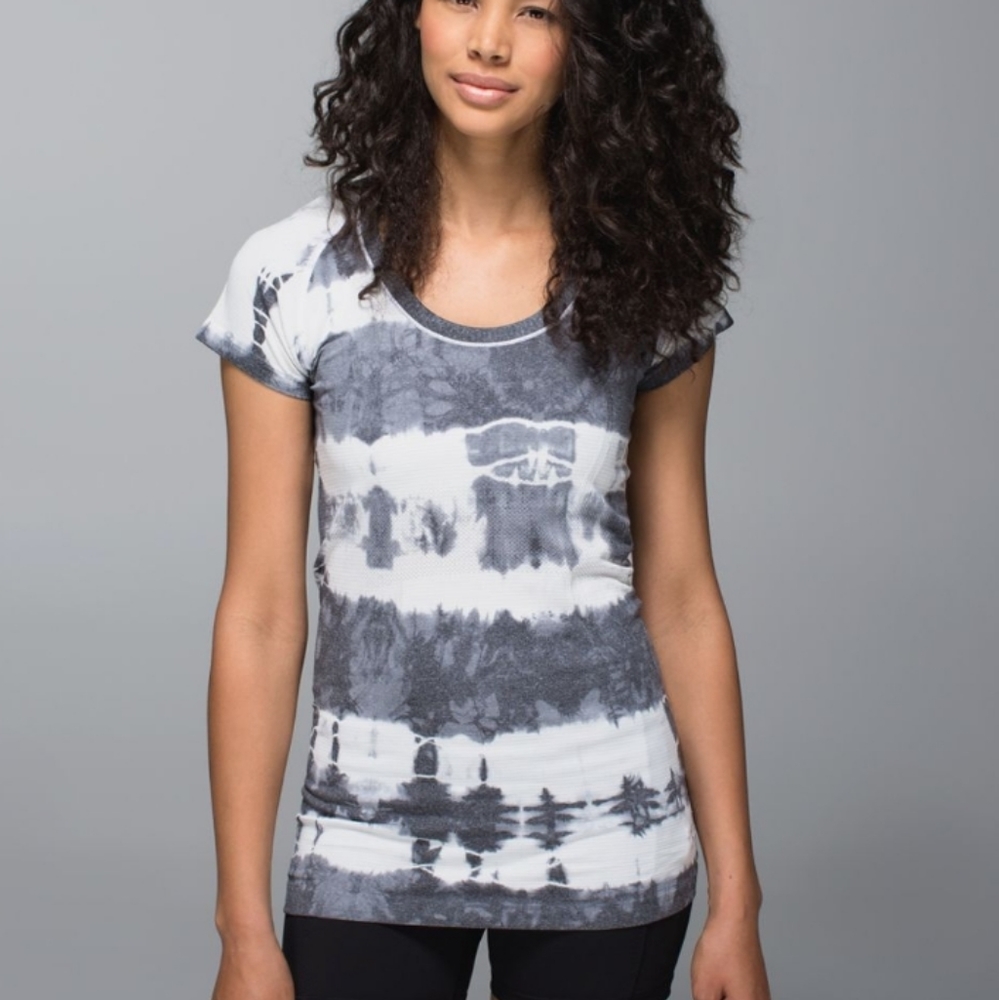 Lululemon run swiftly tech short sleeve